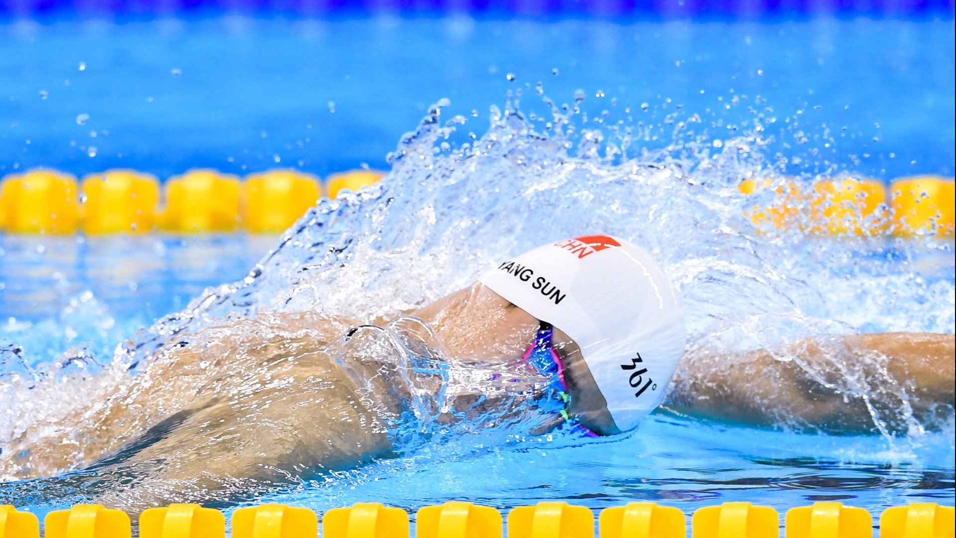 “行走大运河”等品牌活动贯穿全年各季，吸引大量参与者，行走大运河全民健身